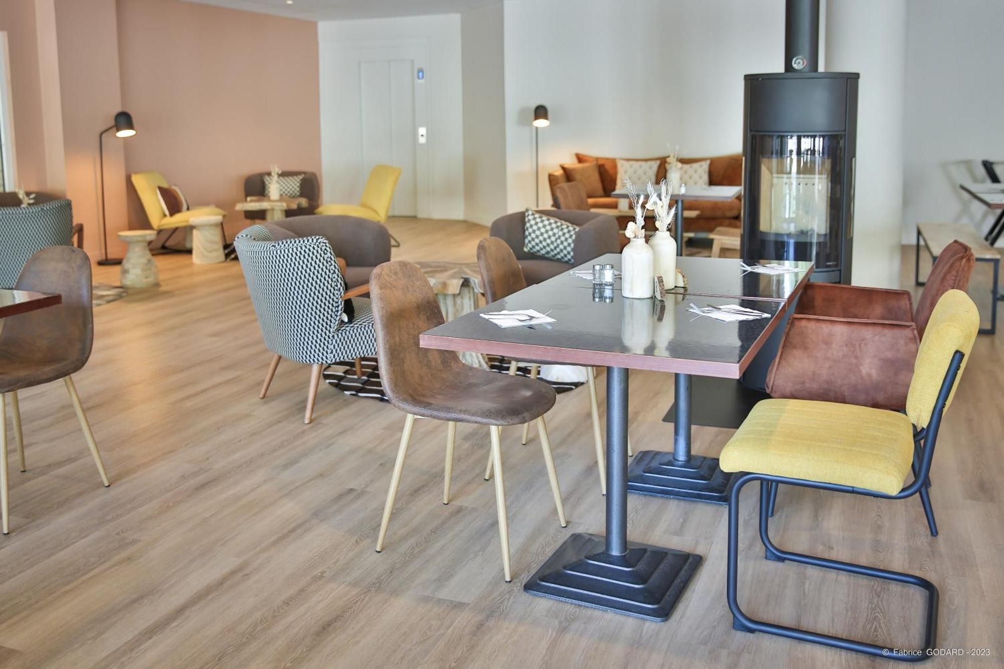 Hotel Le Refuge Des Sources ديني-ليه-بان المظهر الخارجي الصورة